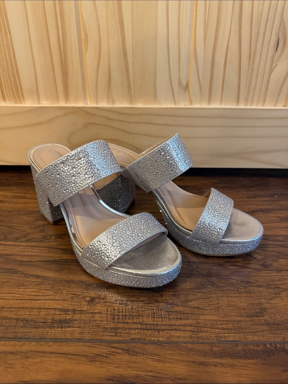 EUC Silver Sparkly Platform Heels Size 7